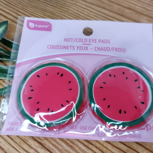 Kendall And Kyle Makeup Brush Case Bonus Hot And Cold Watermelon Eyepads - Picture 5 of 11